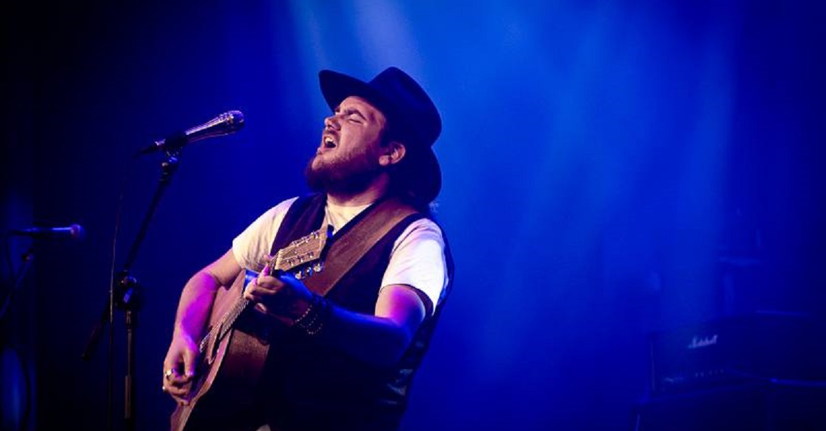 Tom Killner live show